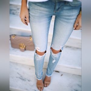 VICI Main Stage Low Rise Skinny Jeans